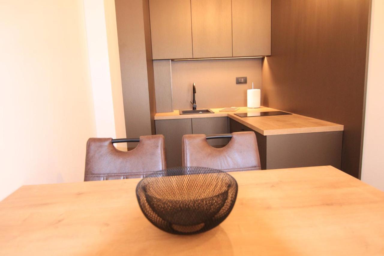 Apartmani Fantasia เซทินเจ ภายนอก รูปภาพ